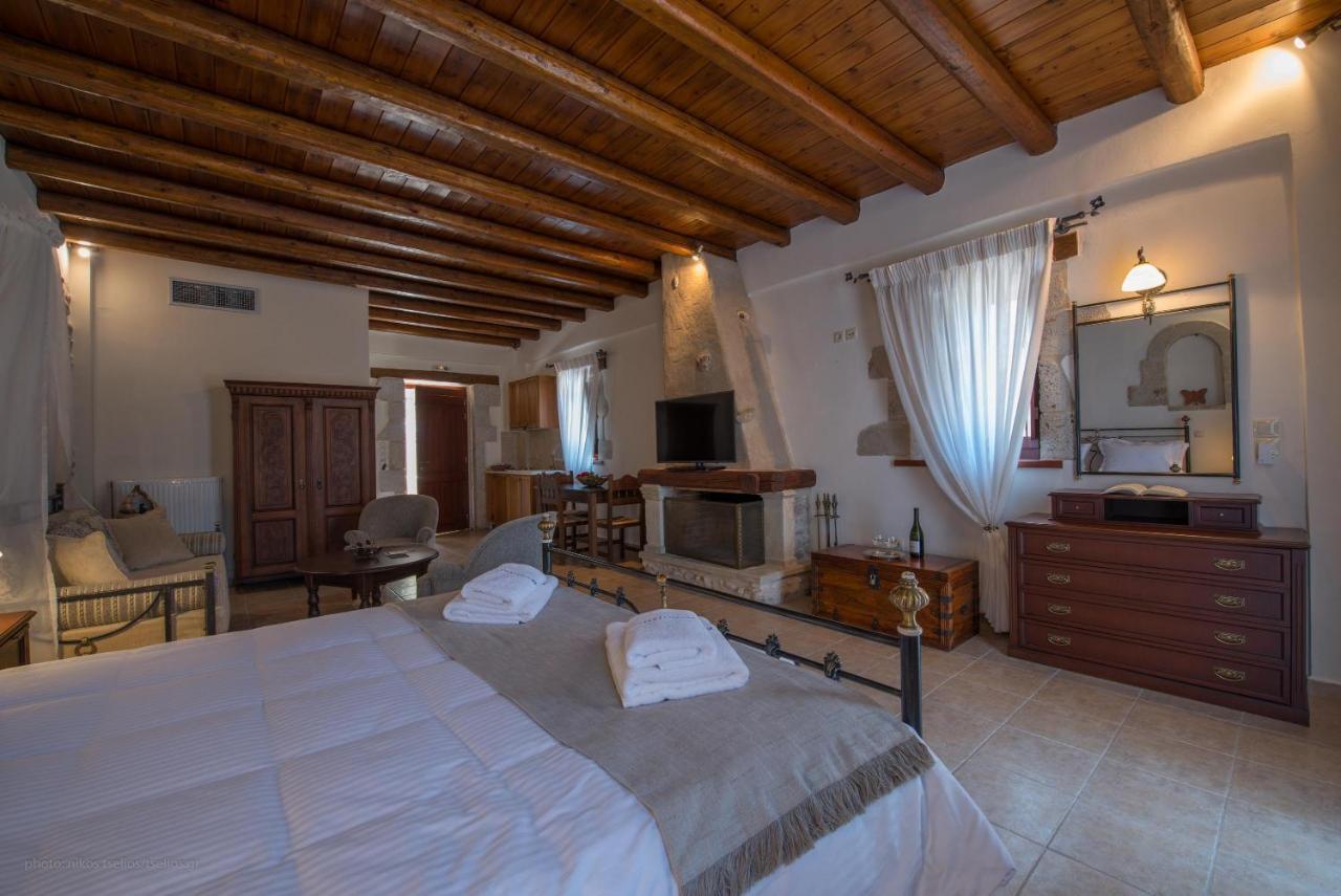 Brazzo Di Maina Hotel Oitilon Exterior photo