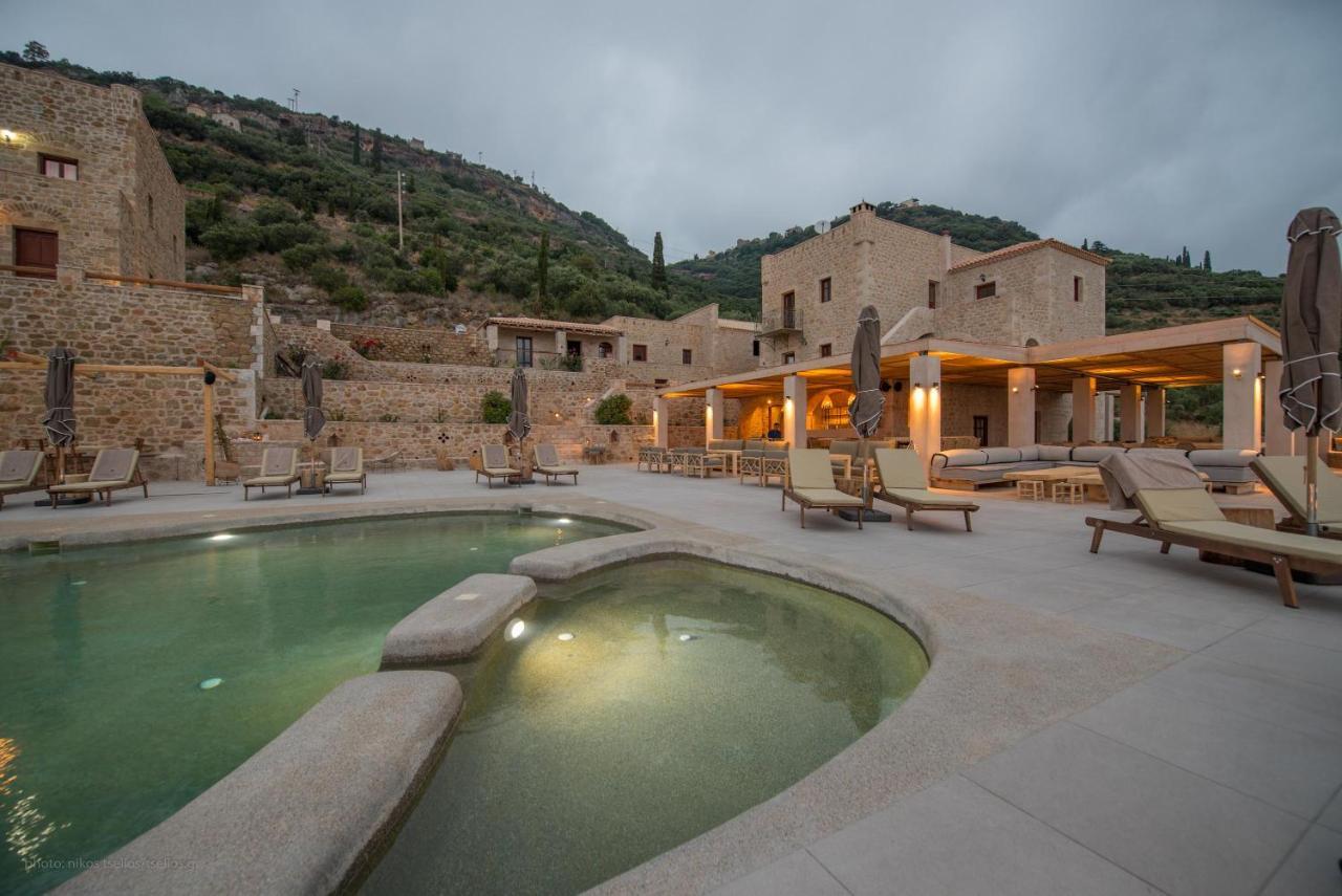 Brazzo Di Maina Hotel Oitilon Exterior photo