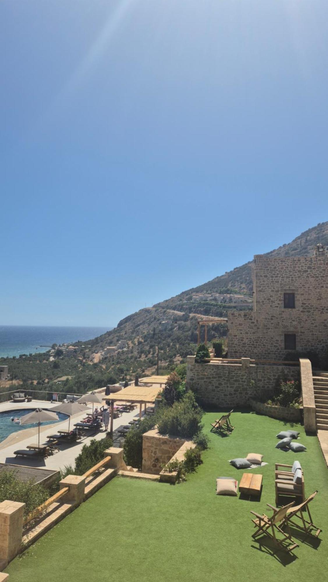 Brazzo Di Maina Hotel Oitilon Exterior photo